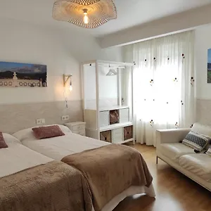 kaixo-salegi-piso-centro-2hsalon2wcparking.basquecountryhotels.org/